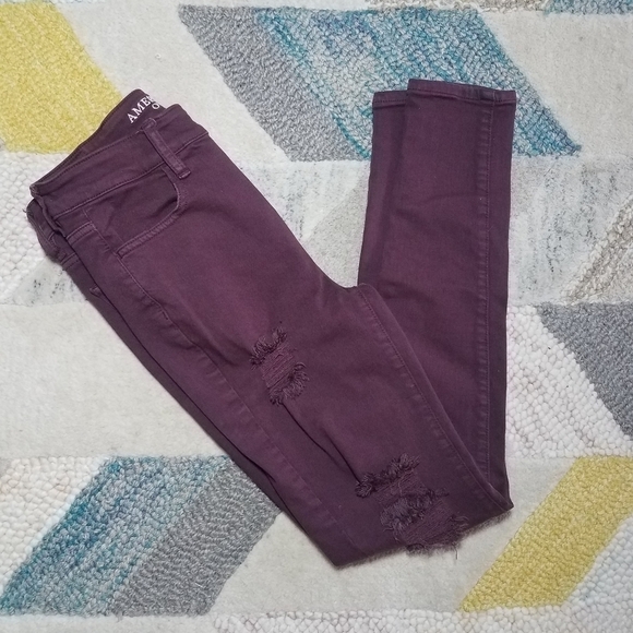 American Eagle Maroon Distressed Jeggings 4 - Picture 1 of 7